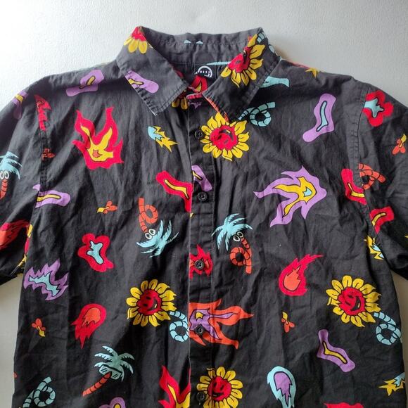 Men's Neff black button front‎ shirt size small - Picture 2 of 5